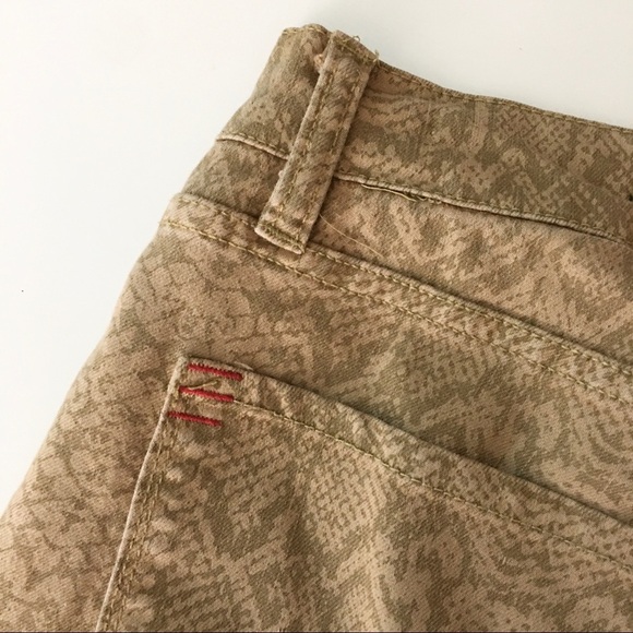 BDG Urban Outfitters High Rise Cigarette Ankle Snakeskin Jeans - Picture 10 of 12